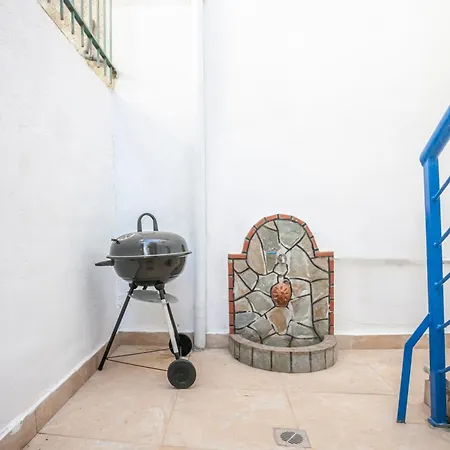 Mira Villa *